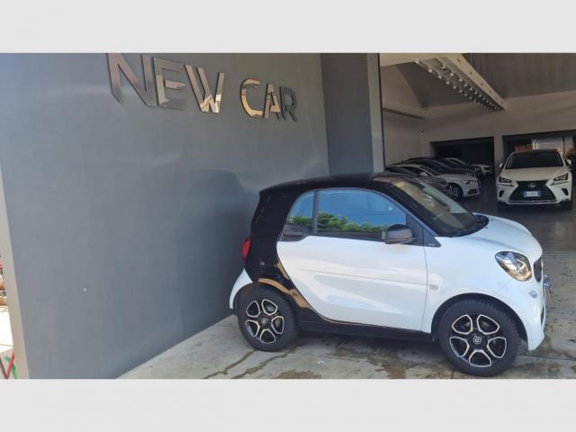 Auto - Smart fortwo 70 1.0 twinamic passion