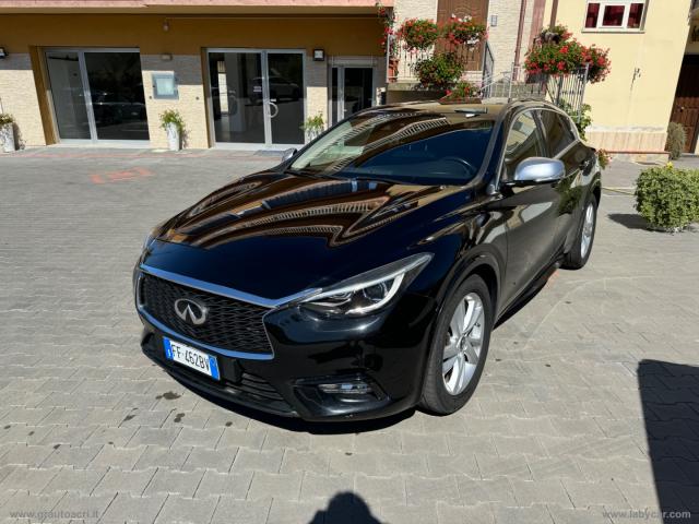 Auto - Infiniti q30 1.5d dct premium city black