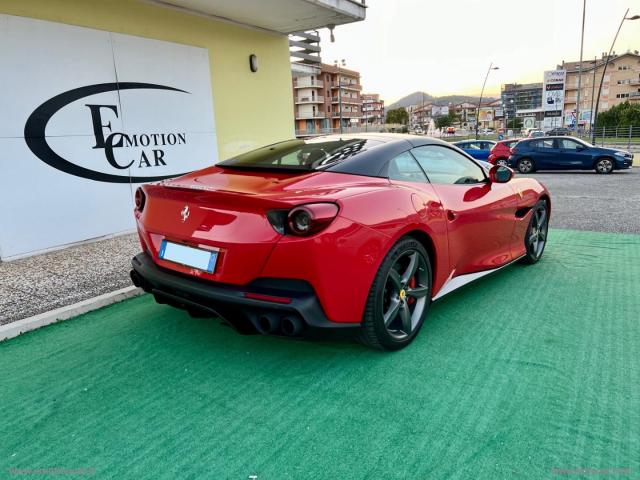 Auto - Ferrari portofino