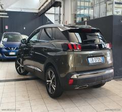 Auto - Peugeot 3008 puretech turbo 130 s&s gt line