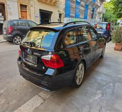 Auto - Bmw 320d touring futura