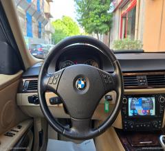 Auto - Bmw 320d touring futura