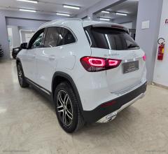 Auto - Mercedes-benz gla 200 d automatic sport