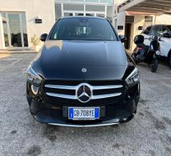 Auto - Mercedes-benz b 180 d business extra
