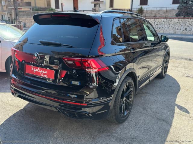 Auto - Volkswagen tiguan 2.0 tdi dsg r line total black