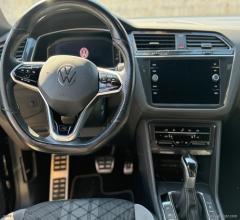 Auto - Volkswagen tiguan 2.0 tdi dsg r line total black