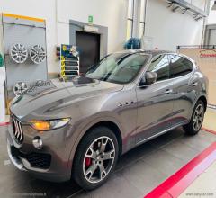 Maserati levante v6 diesel 275 cv awd gransport