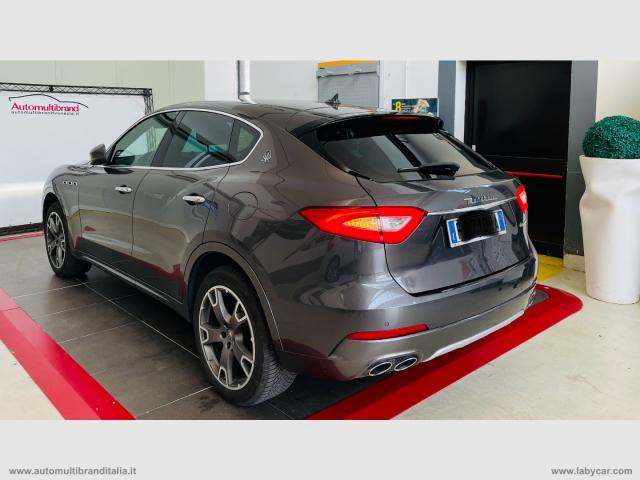 Auto - Maserati levante v6 diesel 275 cv awd gransport