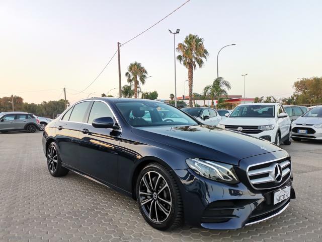 Auto - Mercedes-benz e 220 d 4matic auto exclusive