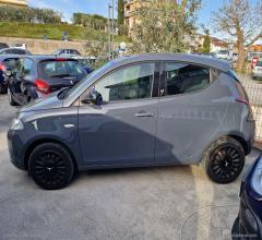 Auto - Lancia ypsilon 1.2 69 cv 5p. elefantino