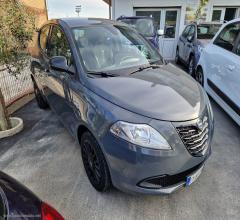 Auto - Lancia ypsilon 1.2 69 cv 5p. elefantino