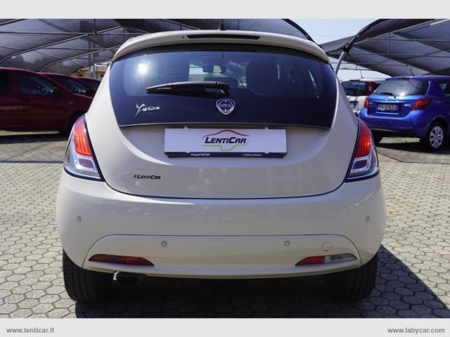 Auto - Lancia ypsilon 1.2 69 cv 5p. gold