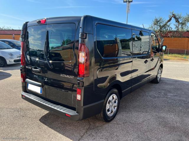 Auto - Renault trafic intens 2.0 dci 150cv 9 posti