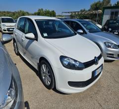 Auto - Volkswagen golf 1.6 tdi 5p. sport edition