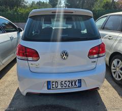 Auto - Volkswagen golf 1.6 tdi 5p. sport edition