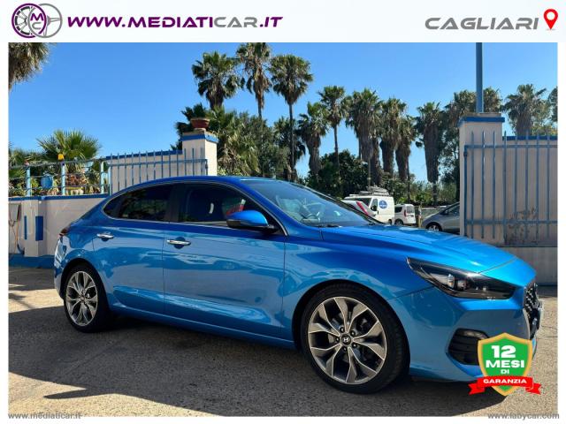 Auto - Hyundai i30 fastback 1.4 t-gdi dct style