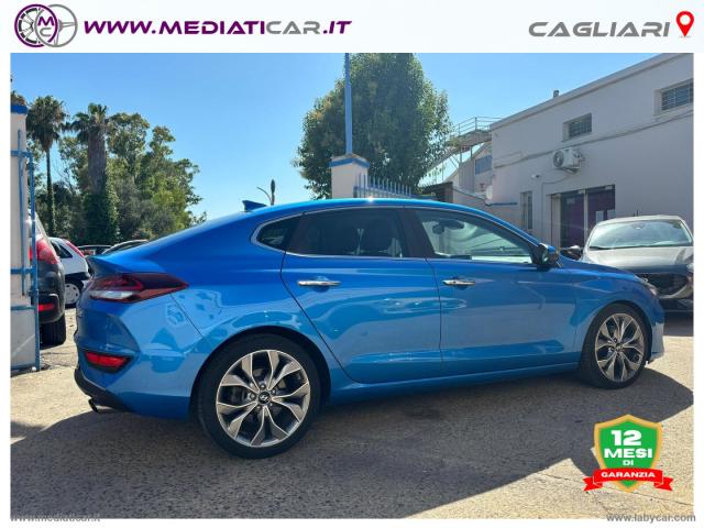 Auto - Hyundai i30 fastback 1.4 t-gdi dct style