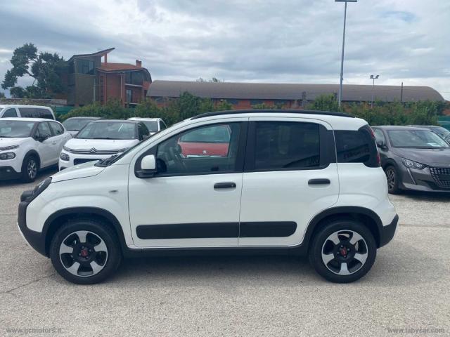 Auto - Fiat panda 1.0 firefly s&s hybrid cross