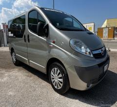 Auto - Opel vivaro 29 2.0 cdti 120 pc combi 9pti fap