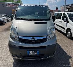 Auto - Opel vivaro 29 2.0 cdti 120 pc combi 9pti fap