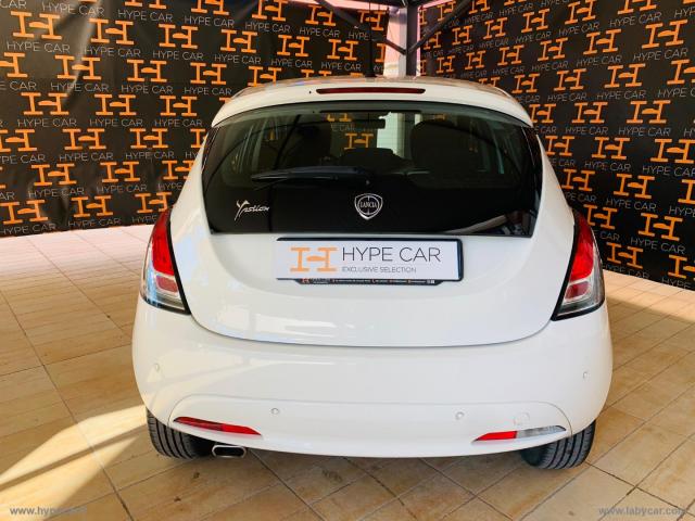 Auto - Lancia ypsilon 1.3 mjt 95 cv 5p. s&s gold