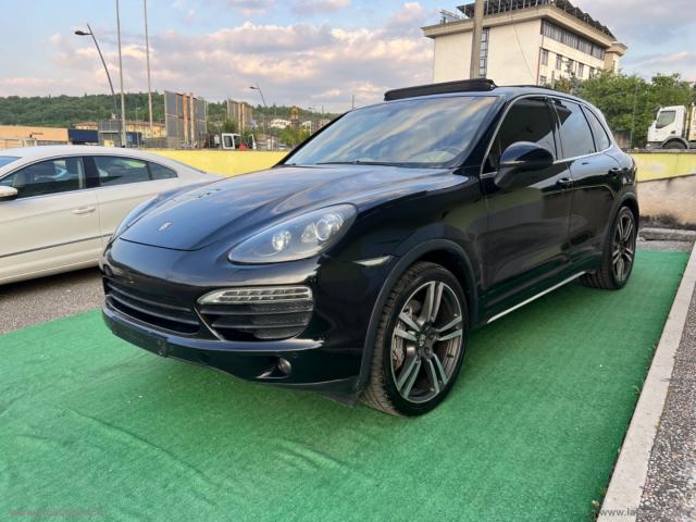 Auto - Porsche cayenne 4.8 s