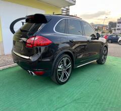 Auto - Porsche cayenne 4.8 s