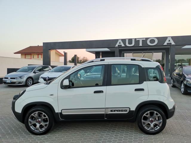 Auto - Fiat panda 1.2 city cross