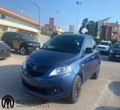 Auto - Lancia ypsilon 1.0 firefly 5p.s&s hyb. eco gold