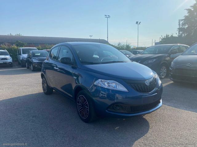 Auto - Lancia ypsilon 1.0 firefly 5p.s&s hyb. eco gold