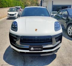 Auto - Porsche macan 2.0 t