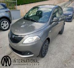 Auto - Lancia ypsilon 1.0 firefly 5p.s&s hyb. eco gold