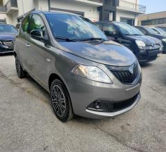 Auto - Lancia ypsilon 1.0 firefly 5p.s&s hyb. eco gold