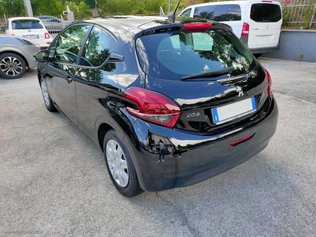 Auto - Peugeot 208 bluehdi 75 3p. active