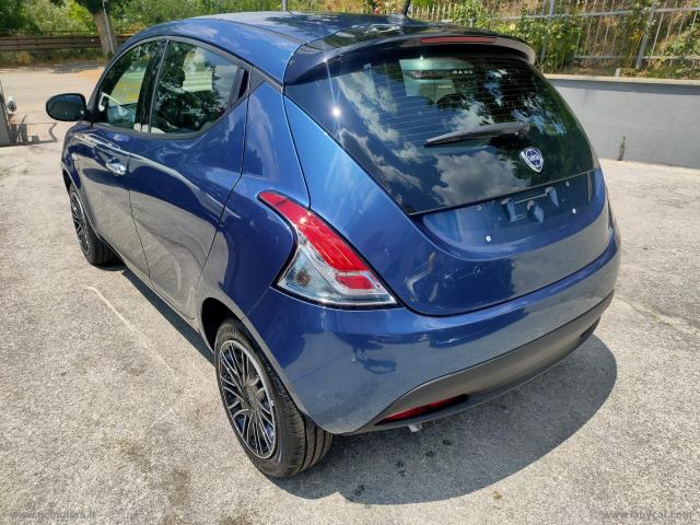 Auto - Lancia ypsilon 1.0 firefly 5p.s&s hyb. eco gold