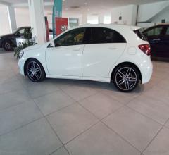 Auto - Mercedes-benz a 180 d automatic sport