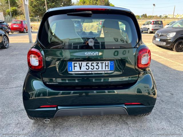 Auto - Smart fortwo 90 0.9 t twinamic british green