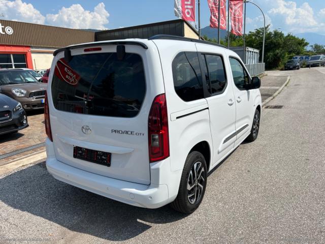 Auto - Toyota proace city verso 1.5d 100cv short exec.