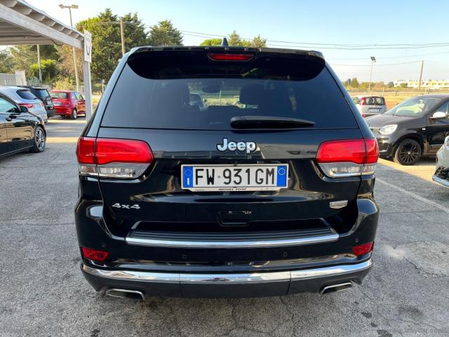 Auto - Jeep gr. cherokee 3.0 v6 crd 250 mjt ii sum.