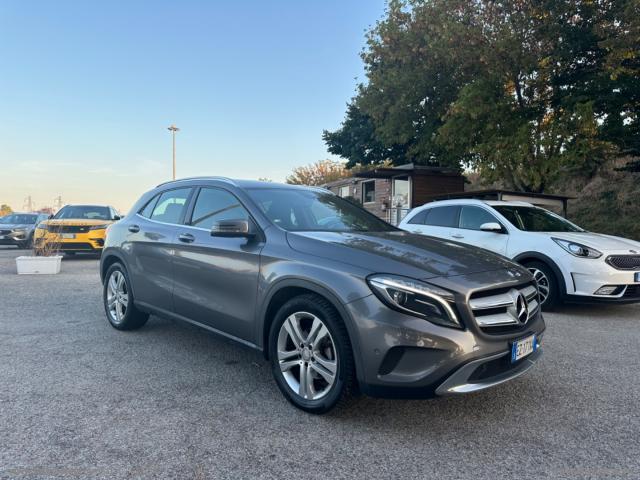 Auto - Mercedes-benz gla 200 cdi automatic 4matic premium