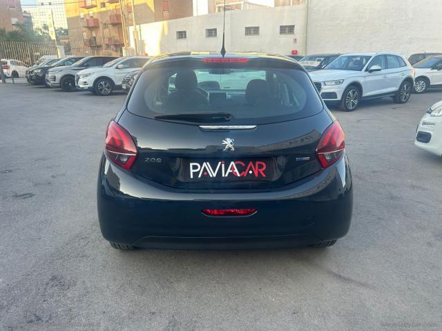 Auto - Peugeot 208 puretech 82 5p. gpl access