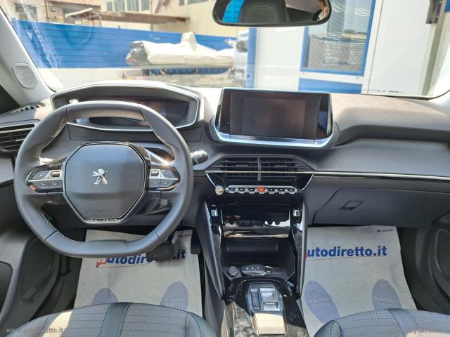 Auto - Peugeot 2008 motore elettrico 136 cv gt pack