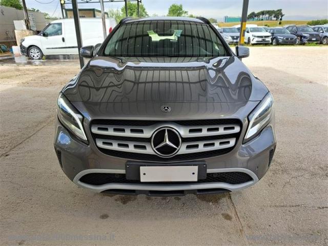 Auto - Mercedes-benz gla 200 d automatic business extra