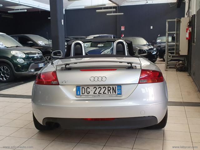 Auto - Audi tt roadster 2.0 tfsi