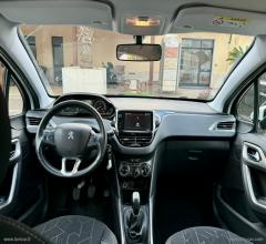 Auto - Peugeot 2008 bluehdi 100 allure