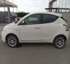 Auto - Lancia ypsilon 1.2 69 cv 5p. gold