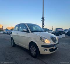 Auto - Lancia ypsilon 1.2 oro