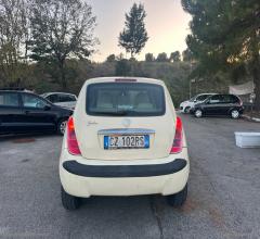 Auto - Lancia ypsilon 1.2 oro