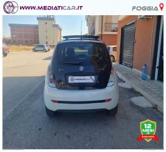 Auto - Lancia ypsilon 1.3 mjt 75 cv platino