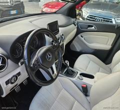 Auto - Mercedes-benz b 200 cdi blueefficiency premium